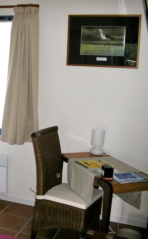 Hotel Le Chevalier Gambette Saint-Armel Rum bild